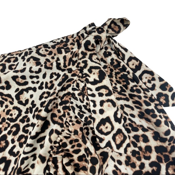 Forever 21 Leopard Print Skirt Ruffle Edge Side Tie and Button Closure Sz Small - Picture 2 of 7